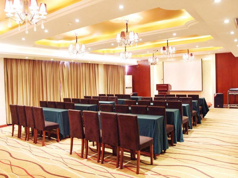 Vienna International Hotel Ningbo Wanda Esterno foto
