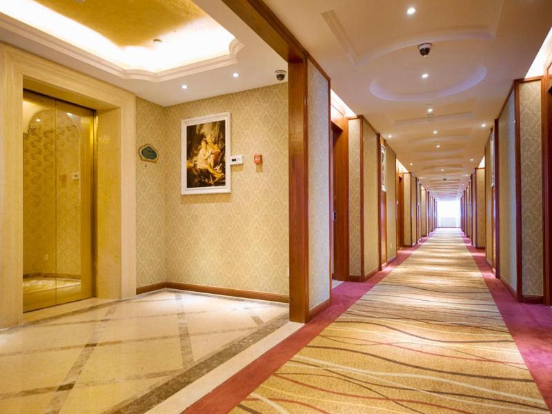Vienna International Hotel Ningbo Wanda Esterno foto